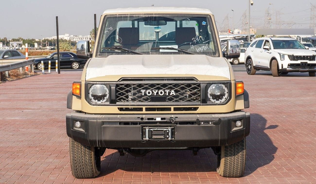 Toyota Land Cruiser Pick Up LX 4.0L V6 A/T