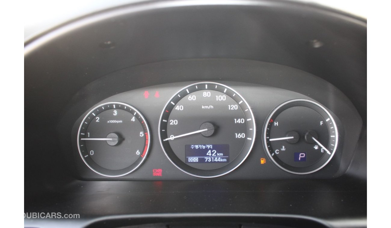 هيونداي جراند ستاريكس هيونداي h1 جراند استاركس 2017 وارد كوريا أوراق جمارك بحالة ممتازة بدون حوادث