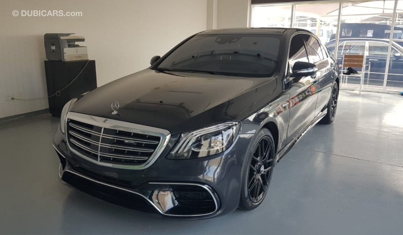 مرسيدس بنز S 550