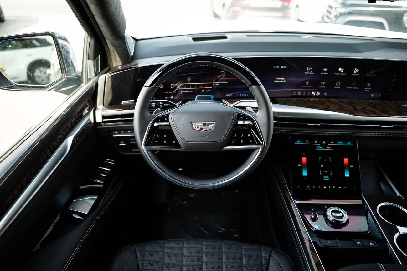 Cadillac Escalade Sport Platinum 6.2L 4WD Sport Platinum Executive 2025 Brand New American Specs 6.2L V8