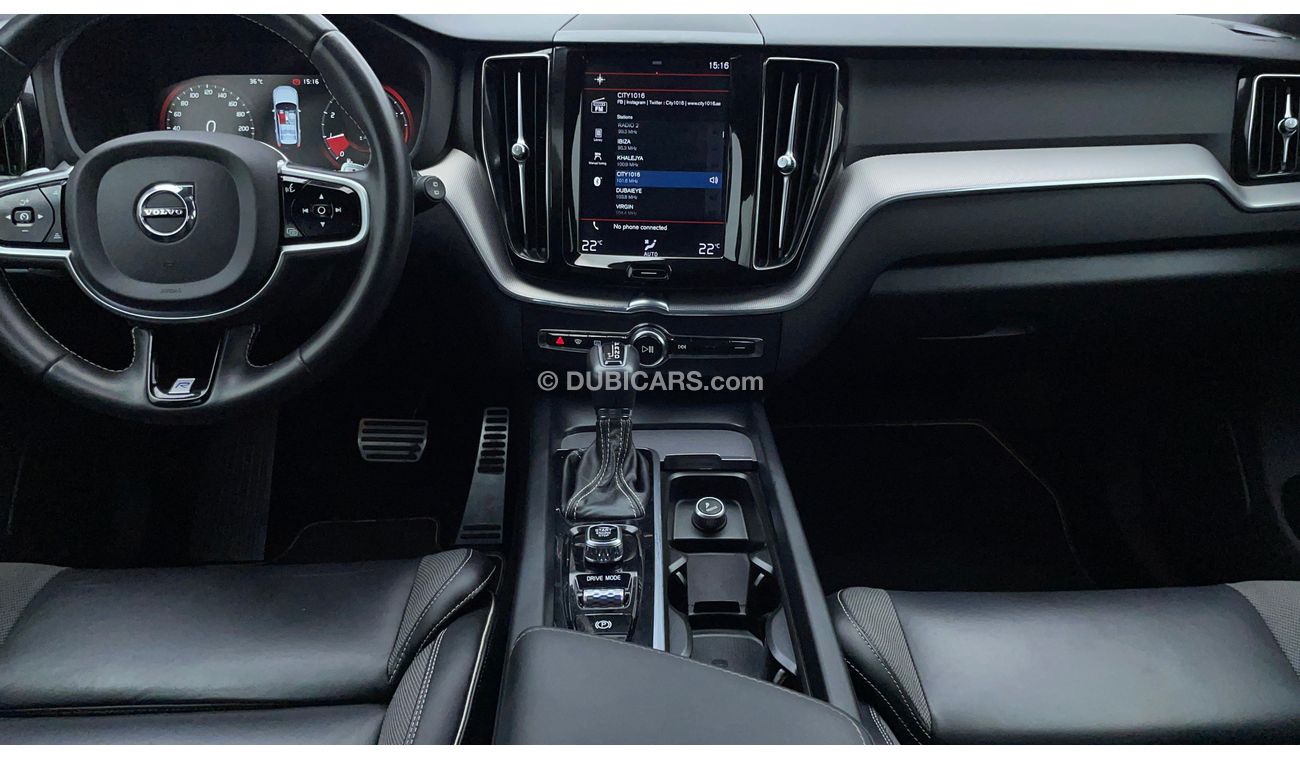 Volvo XC60 T5 R DESIGN 2 | Zero Down Payment | Free Home Test Drive