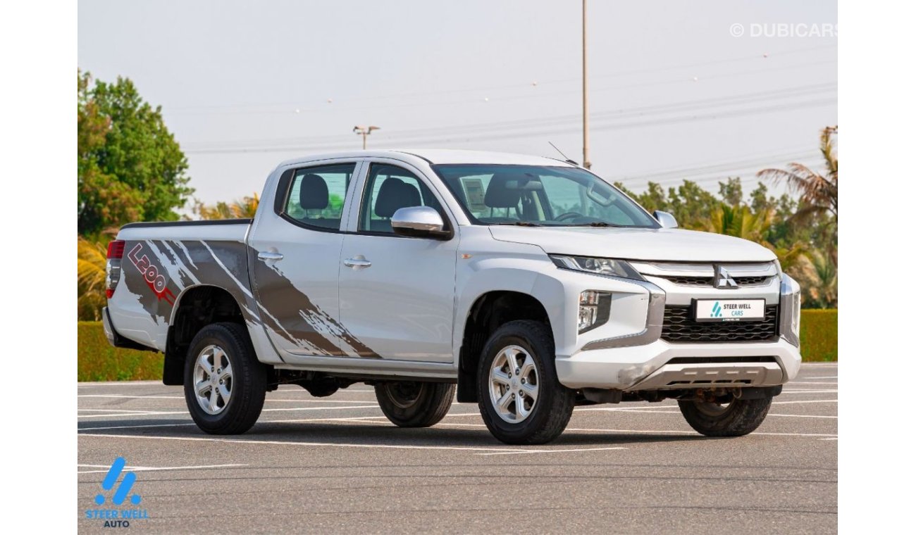 Mitsubishi L200 GL 2019 Petrol Double Cabin M/T 2.4L 4WD / Like New Condition / GCC / Book Now!