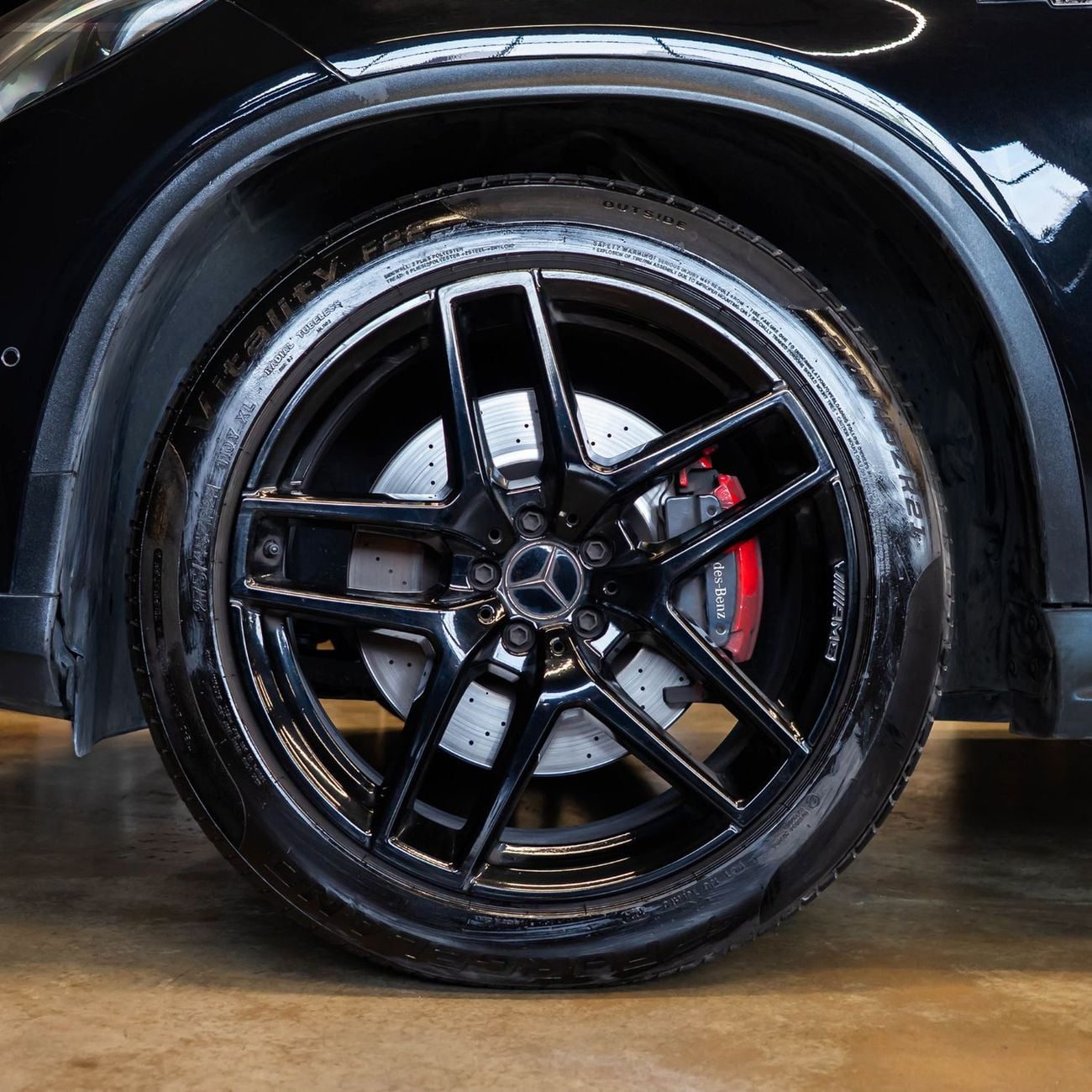 Mercedes Benz GLE43 AMG STD AED 2,490 P.M • 0% Downpayment • Mercedes-Benz GLE 43 AMG • 1 Year Warranty