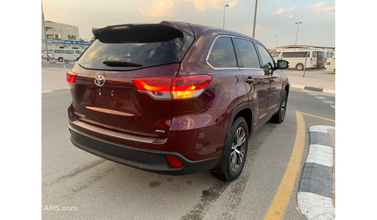 Toyota Highlander LE 4WD AND ECO 3.5L V6 2018 AMERICAN SPECIFICATION