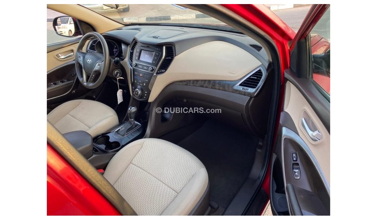 Hyundai Santa Fe 2017 HYUNDAI SANTAFE SPORT 2.4L AWD / MID OPTION