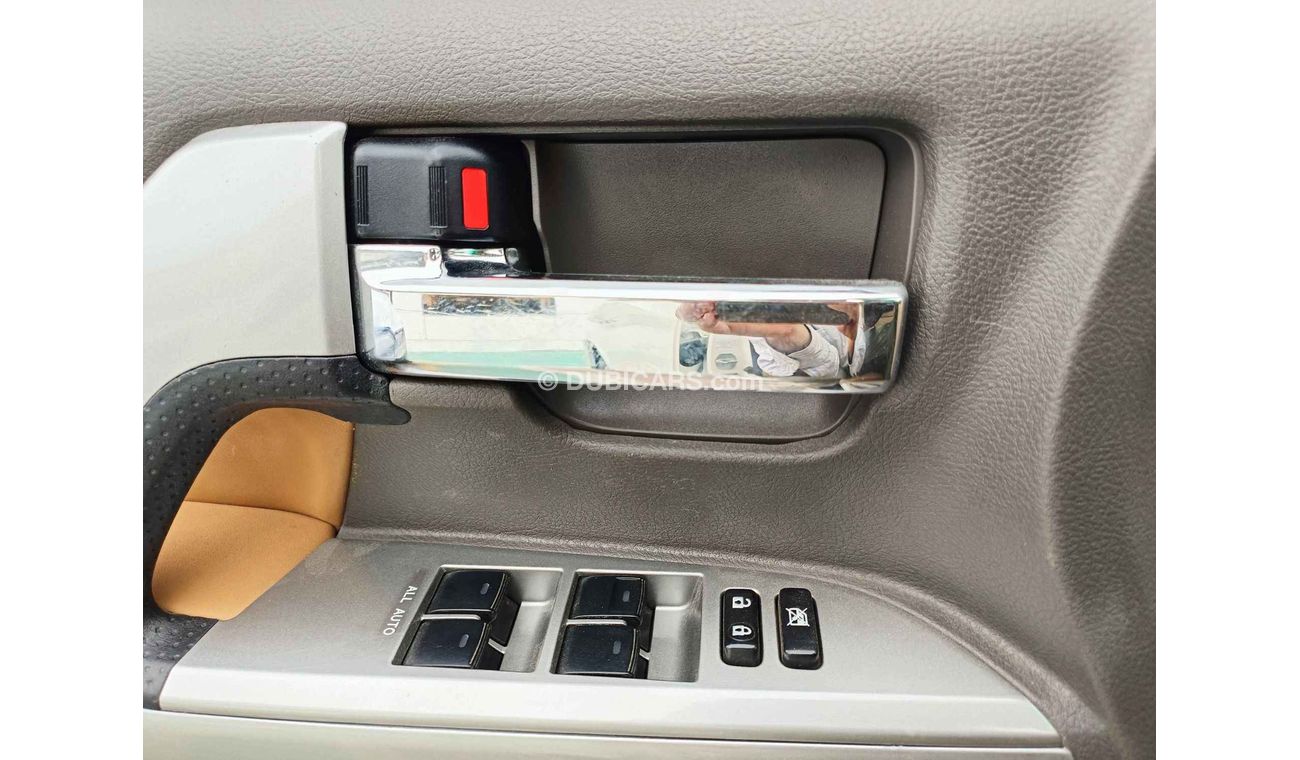 Toyota Land Cruiser VXR / V8 / 22 SHAPE / FULL OPTION (LOT # 53982)