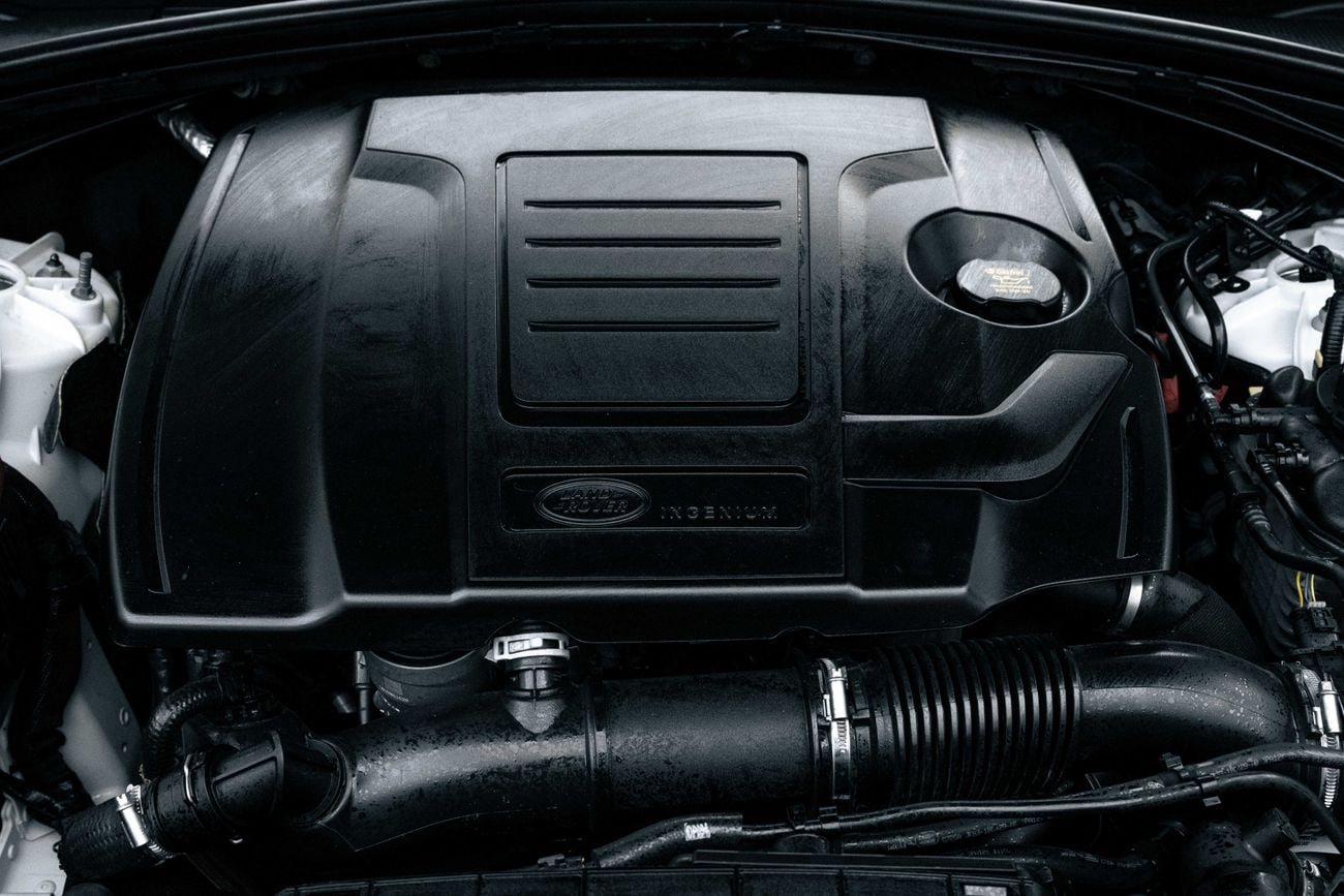 Land Rover Range Rover Velar Range Rover Velar Dynamic SE | 4,896 P.M | 0% Downpayment | Perfect Condition!