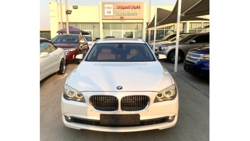 BMW 750Li Exclusive GCC .. Perfect Condition .. Top Range .. V8 .