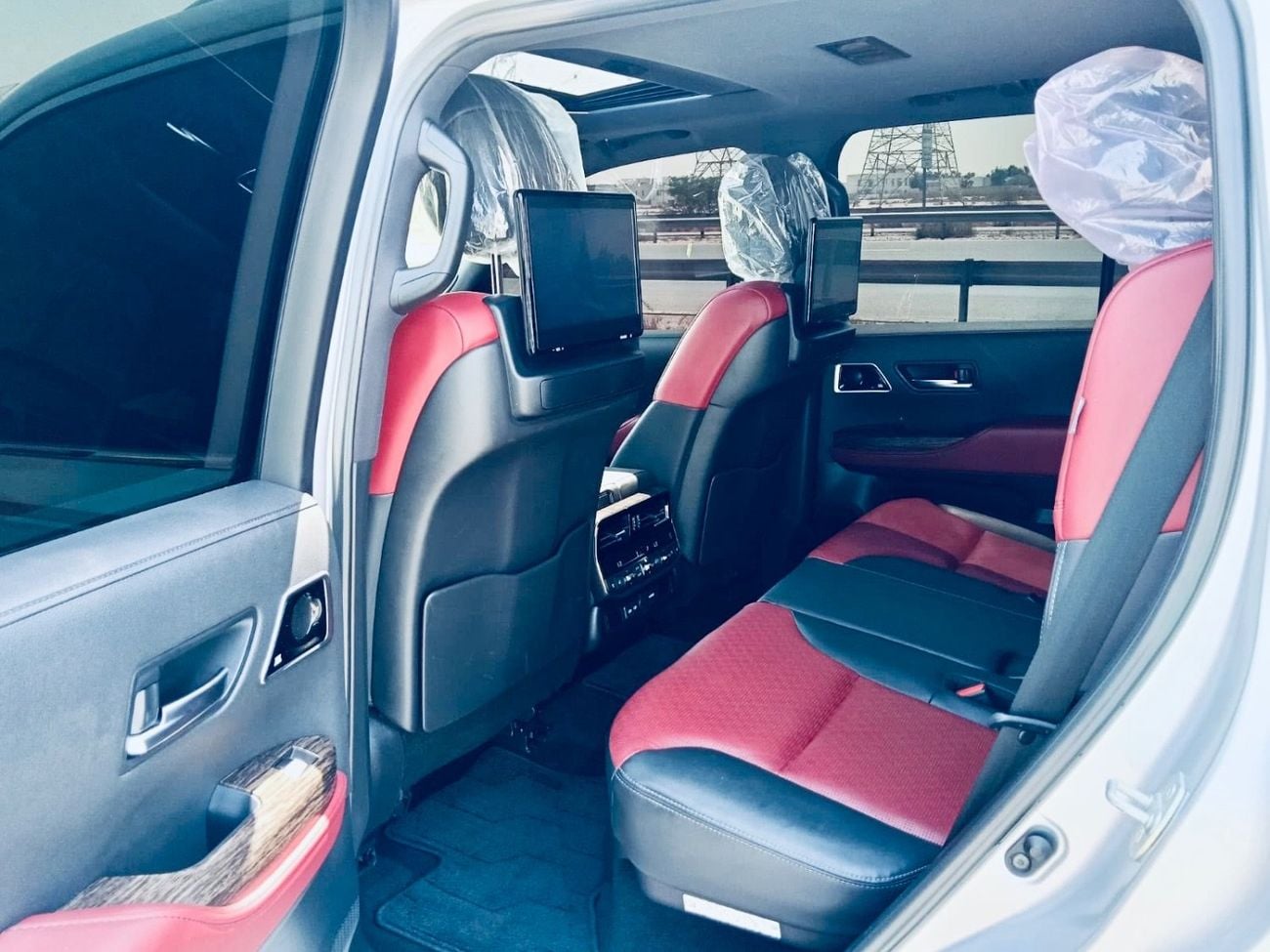 Toyota Land Cruiser VXR 3.5 L Petrol 2022
