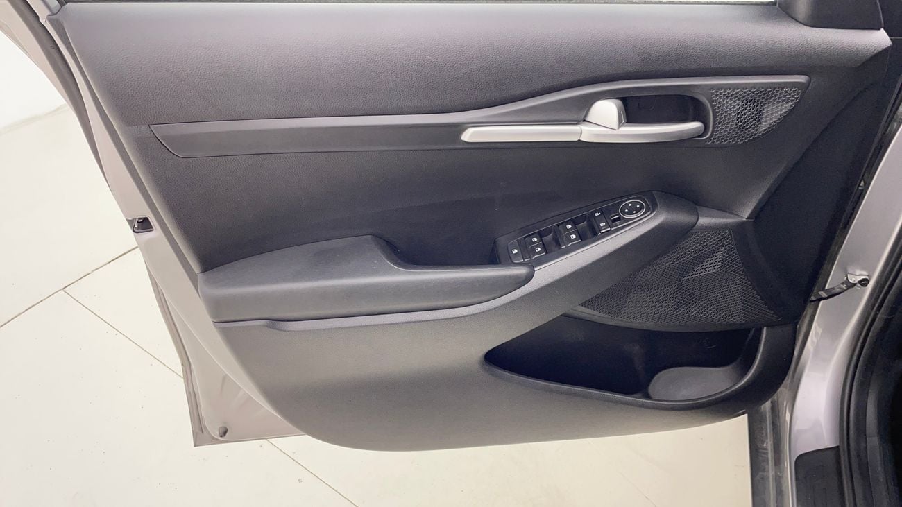 كيا سيلتوس LX 1.6 | بدون دفعة مقدمة | اختبار القيادة في المنزل