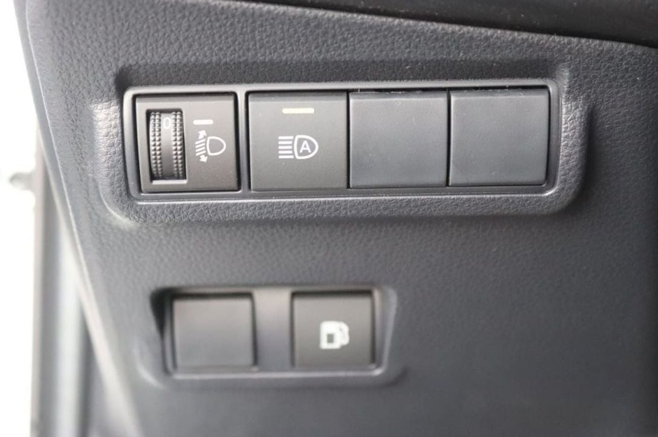 Toyota Corolla Cross LTD HEV 2.0L HYBRID, PUSH START, ALLOY WHEELS, SUNROOF MODEL 2025