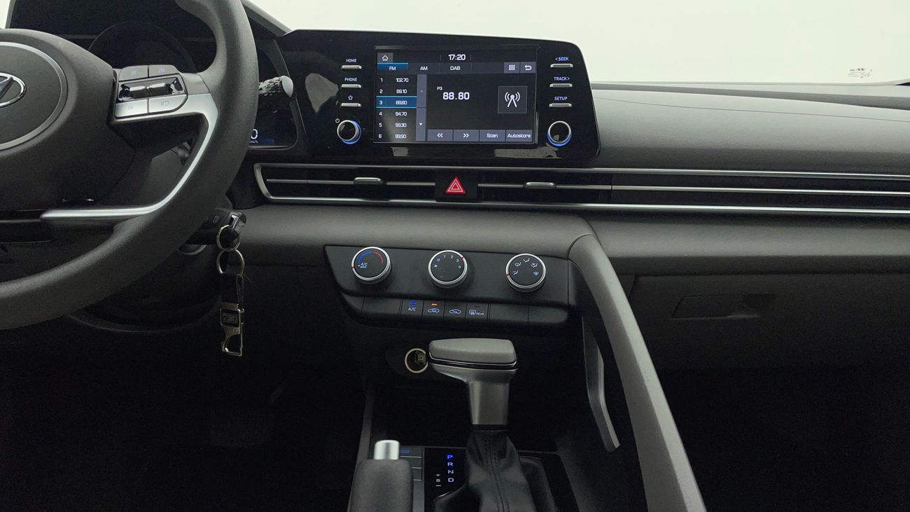 هيونداي إلانترا SMART 1.6 | بدون دفعة مقدمة | اختبار القيادة في المنزل