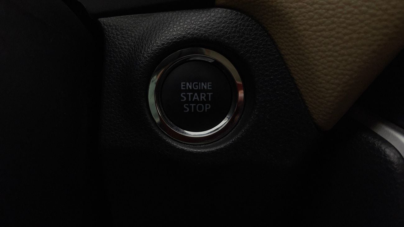 تويوتا راف ٤ VX 2.5 | بدون دفعة مقدمة | اختبار القيادة في المنزل