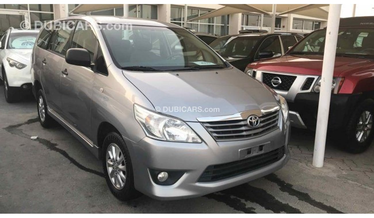 Toyota Innova 2015 Gulf Specs Low mileage clean car