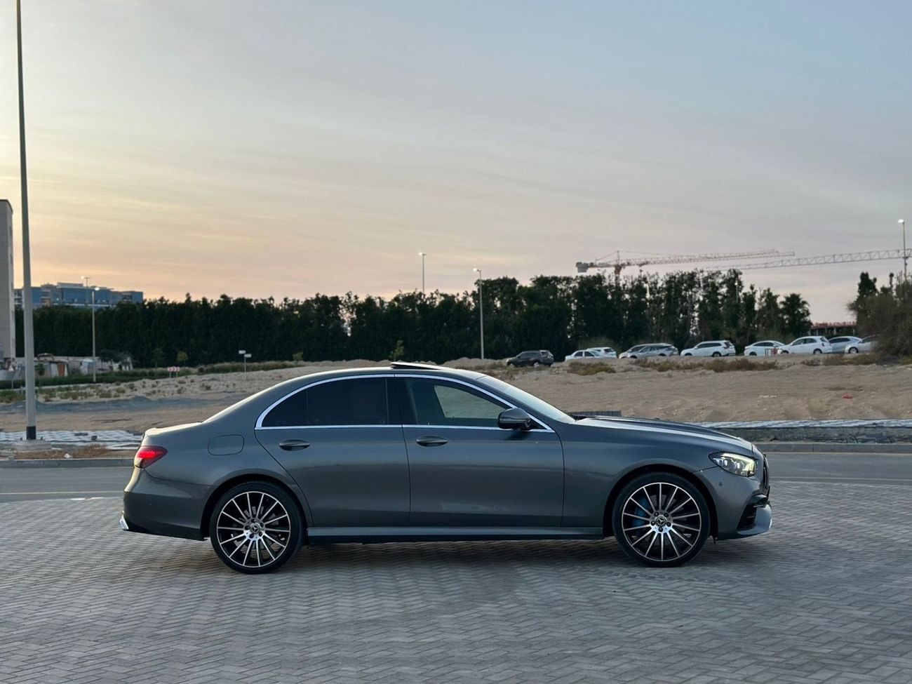 مرسيدس بنز E 350 Std 2.0L - Turbocharged - 4-Cylinder - 255 hp - Plug-in Hybrid - 2019 - Perfect Condition