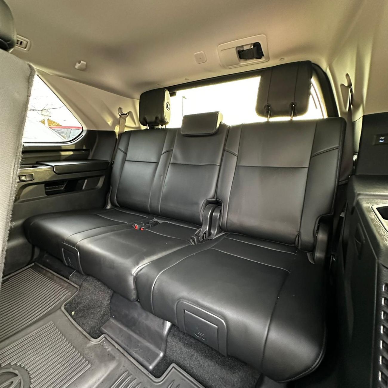 Toyota Sequoia Limited