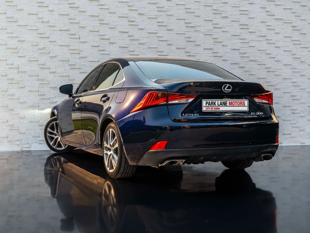 لكزس IS 300 F Sport 2.0L