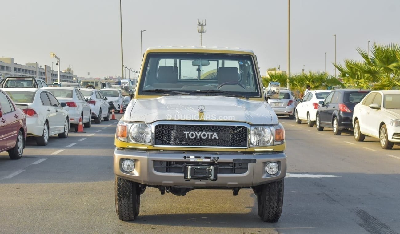 تويوتا لاند كروزر بيك آب 4.0L