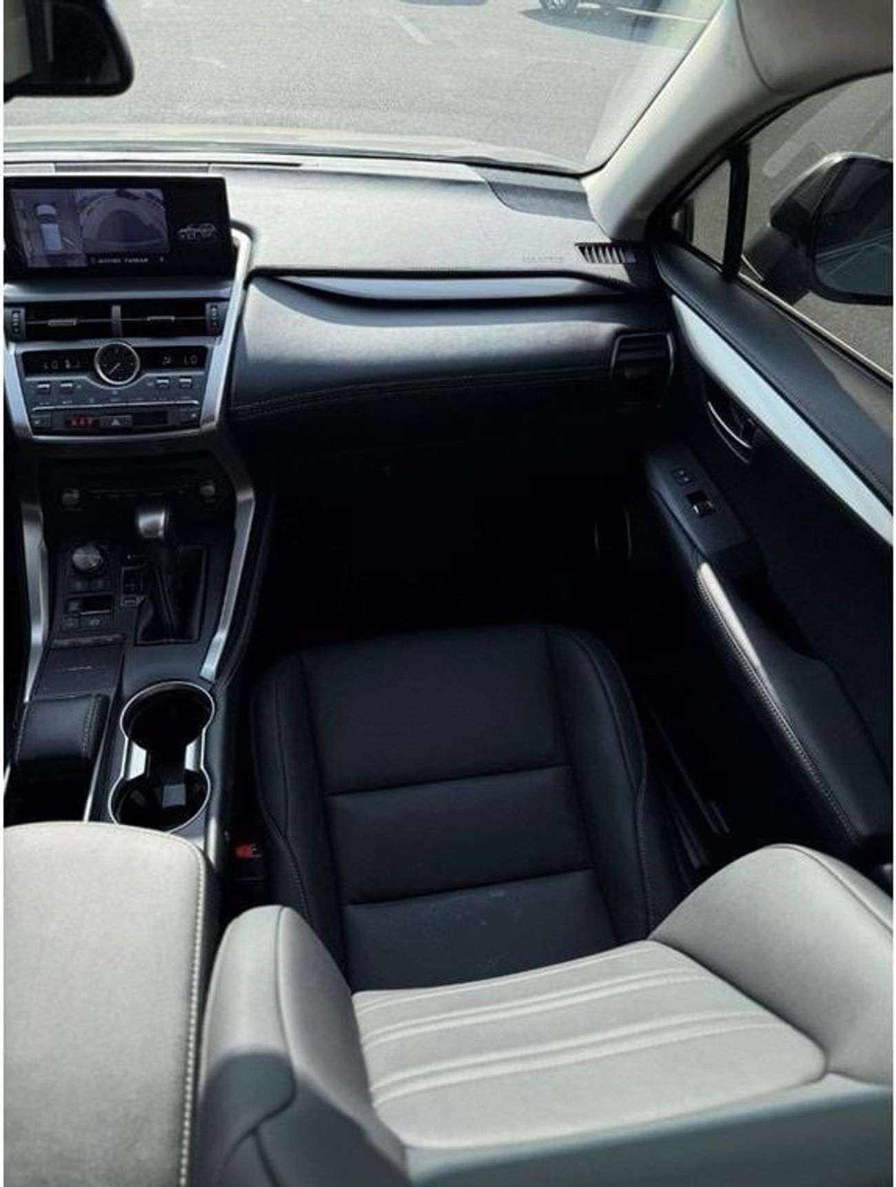 لكزس NX200t 360 camera Premier