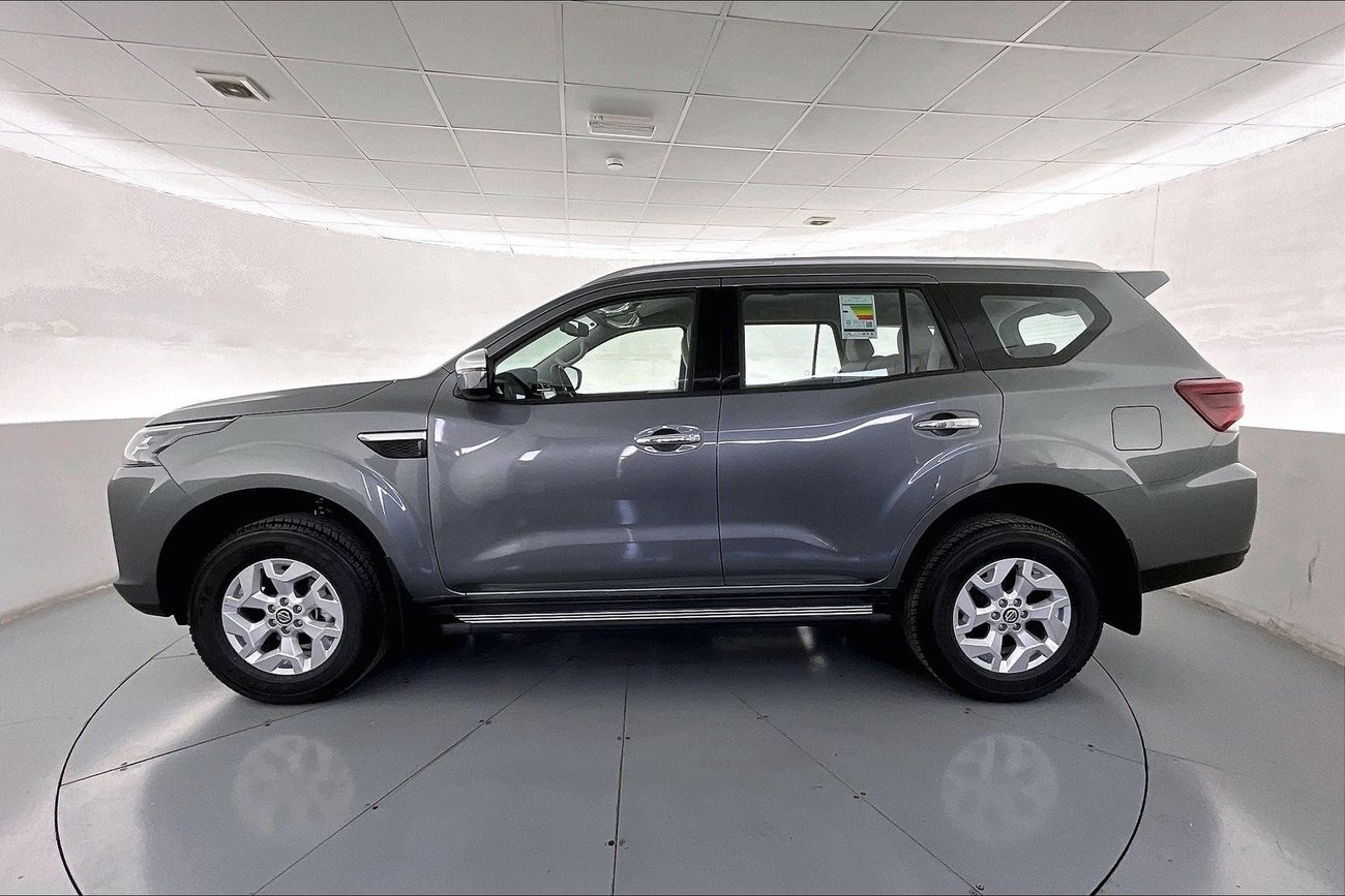 نيسان إكستيرا Titanium | ضمان مجاني لمدة عام | 0 دفعة أولى