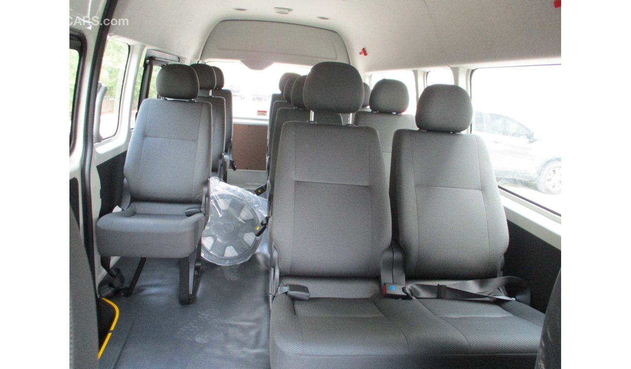 Toyota Hiace 2.5L DIESEL 13 SEATER HIGH ROOF DLX MANUAL