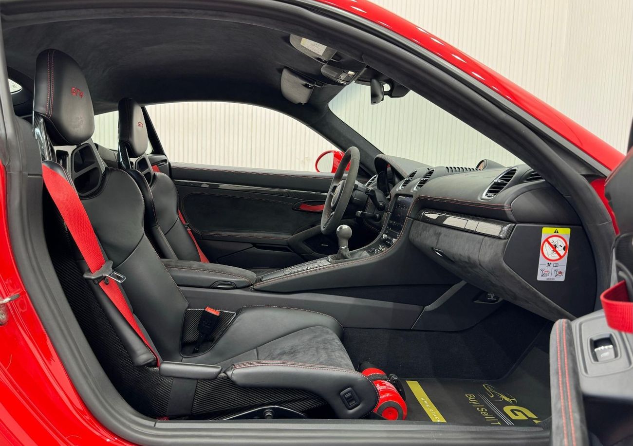 بورش كايمان 718 GT4 4.0L (414 HP) M/T 2020 Porsche 718 Cayman GT4, May 2025 Porsche Warranty, Manual Transmission, V