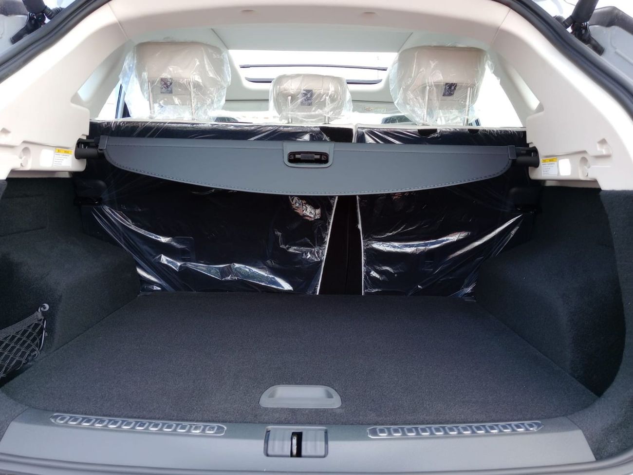 Jetour Dashing only for Export 1.6L Turbo FWD..SUV . cement grey color