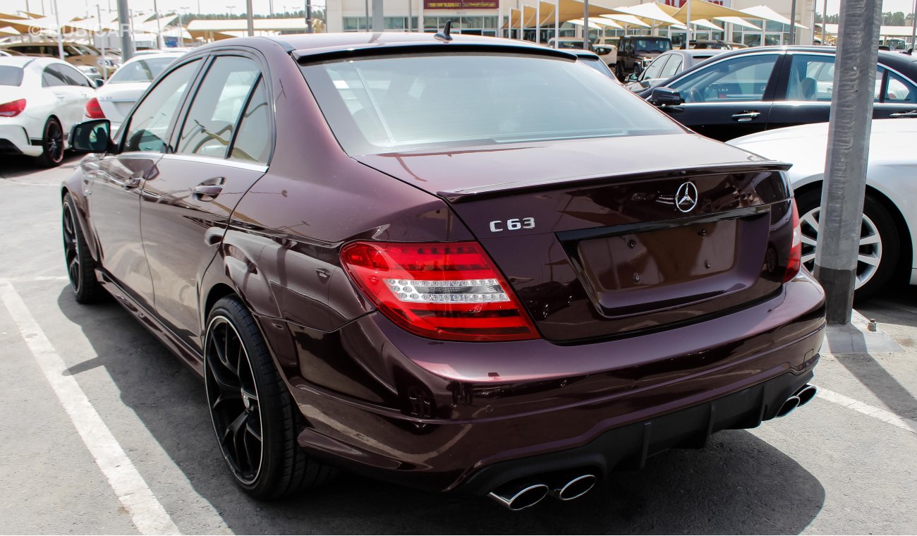 Mercedes-Benz C 63 AMG Body kit of 2013