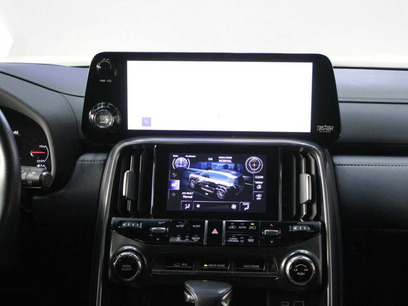 لكزس LX 600 F-Sport