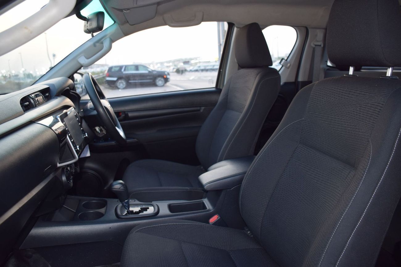 تويوتا هيلوكس S GLX 2.8L 4WD A/T