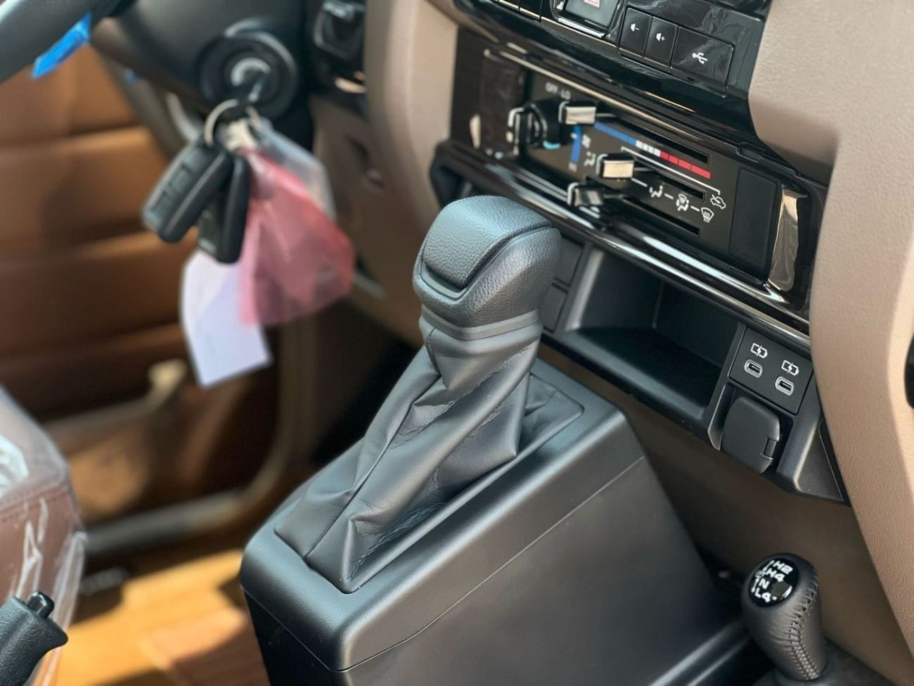 تويوتا لاند كروزر 70 SWB 4.0L 4WD TOYOTA LAND CRUISER LC 71 2025 0KM