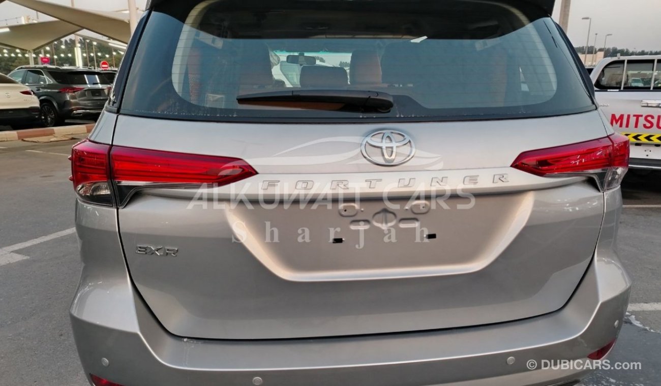 Toyota Fortuner 2.7 v4 petrol 2023