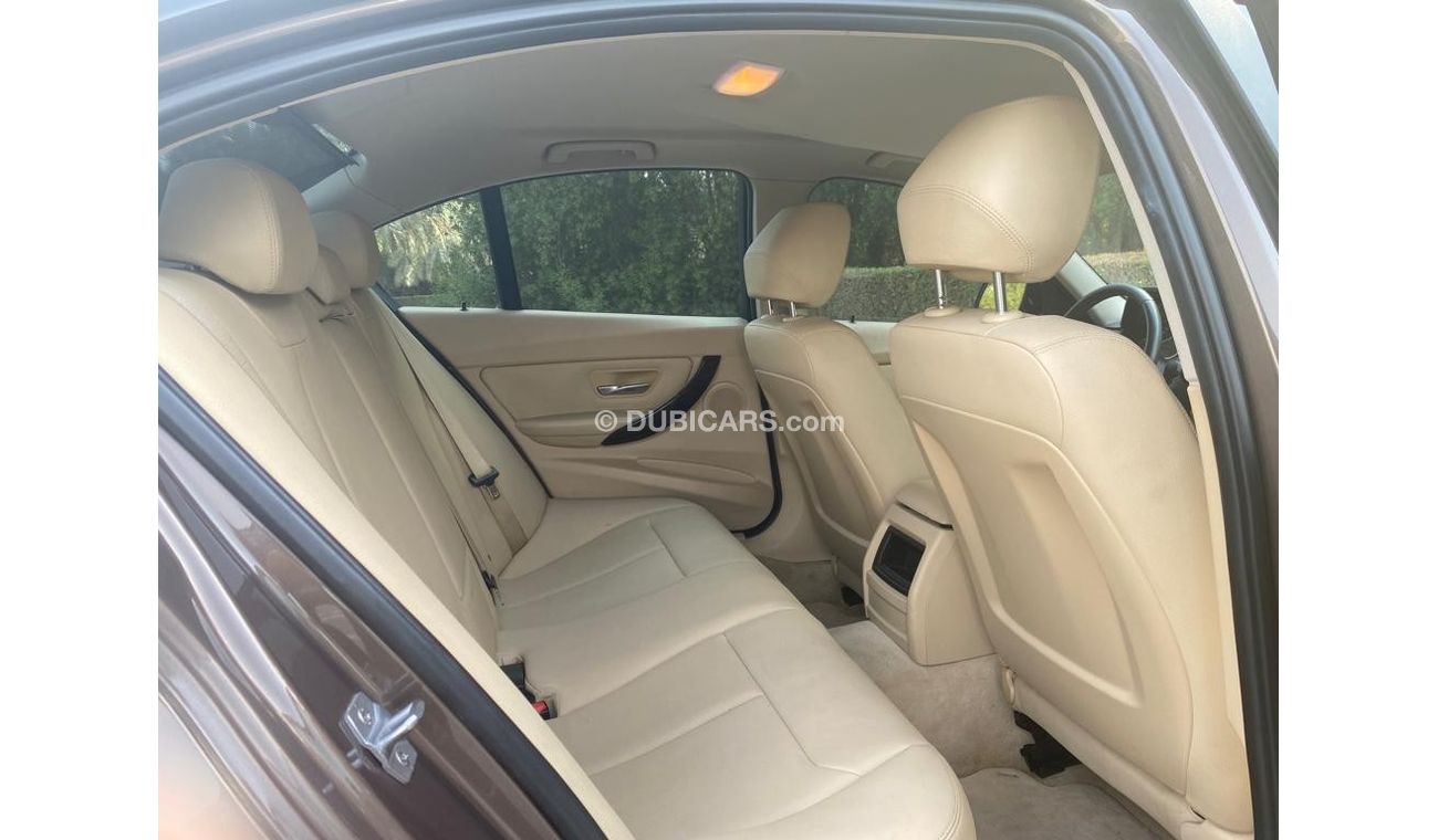 بي أم دبليو 316i اكسكلوسيف