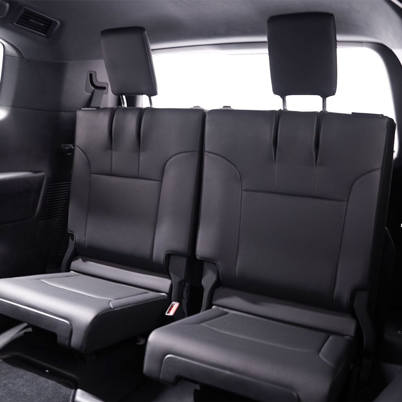 Toyota Land Cruiser GXR 3.5L 2023 Toyota Land Cruiser 409 TT, Toyota Warranty + Service Pack, 7 Seater, Full Option, GCC