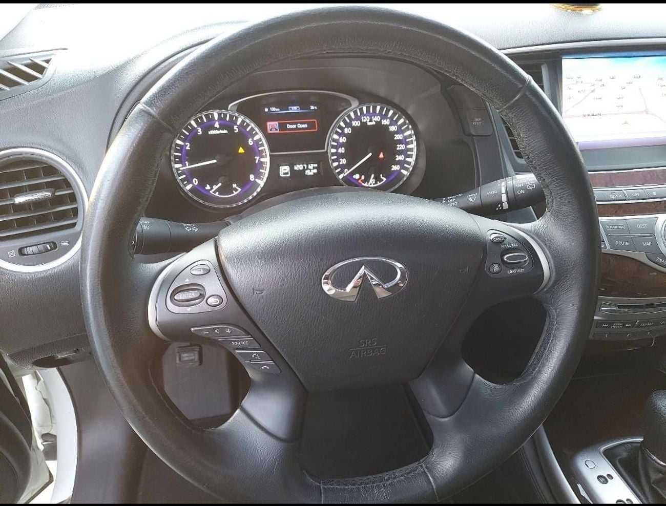 إنفينيتي QX60 Premium 3.5L