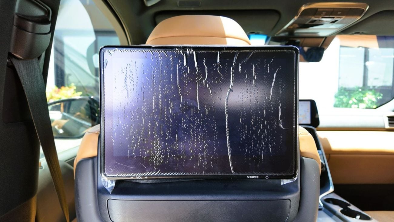 لكزس LX 600 SIGNATURE
