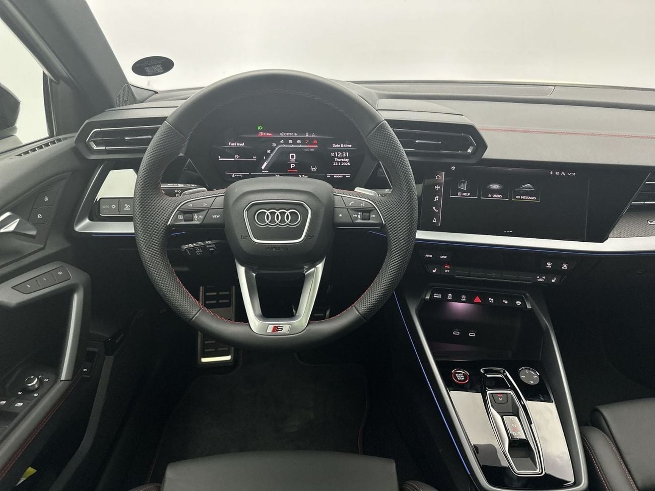 أودي S3 TFSI quattro 2.0L Sedan TFSI 333hp (Ref# 16542)