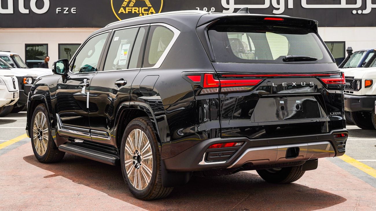 Lexus LX600