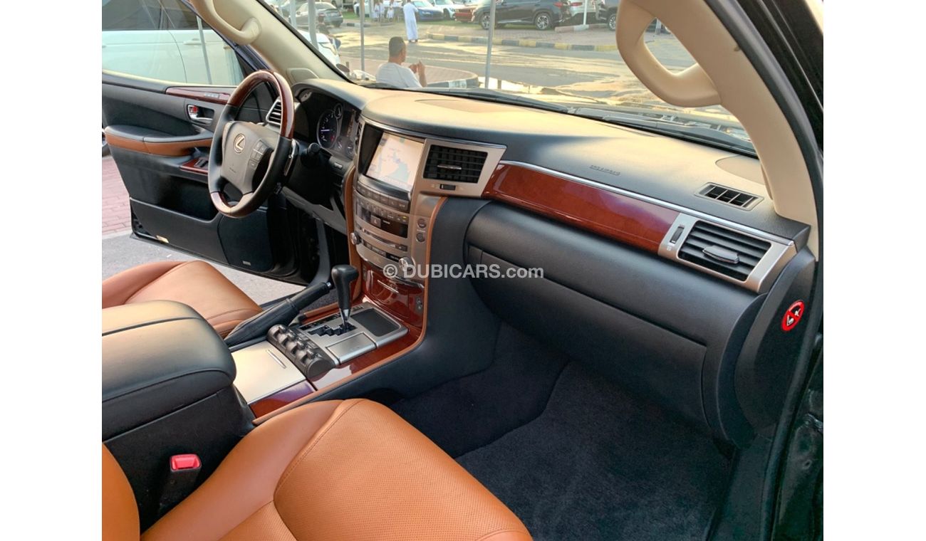 Lexus LX 570
