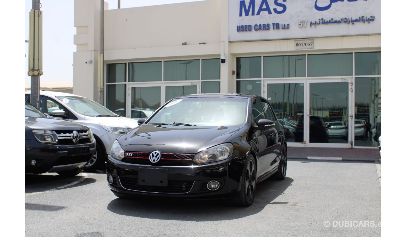 Volkswagen Golf ACCIDENTS FREE - GCC - CAR IS IN EXCELLENT CONDITION INSIDE OUT