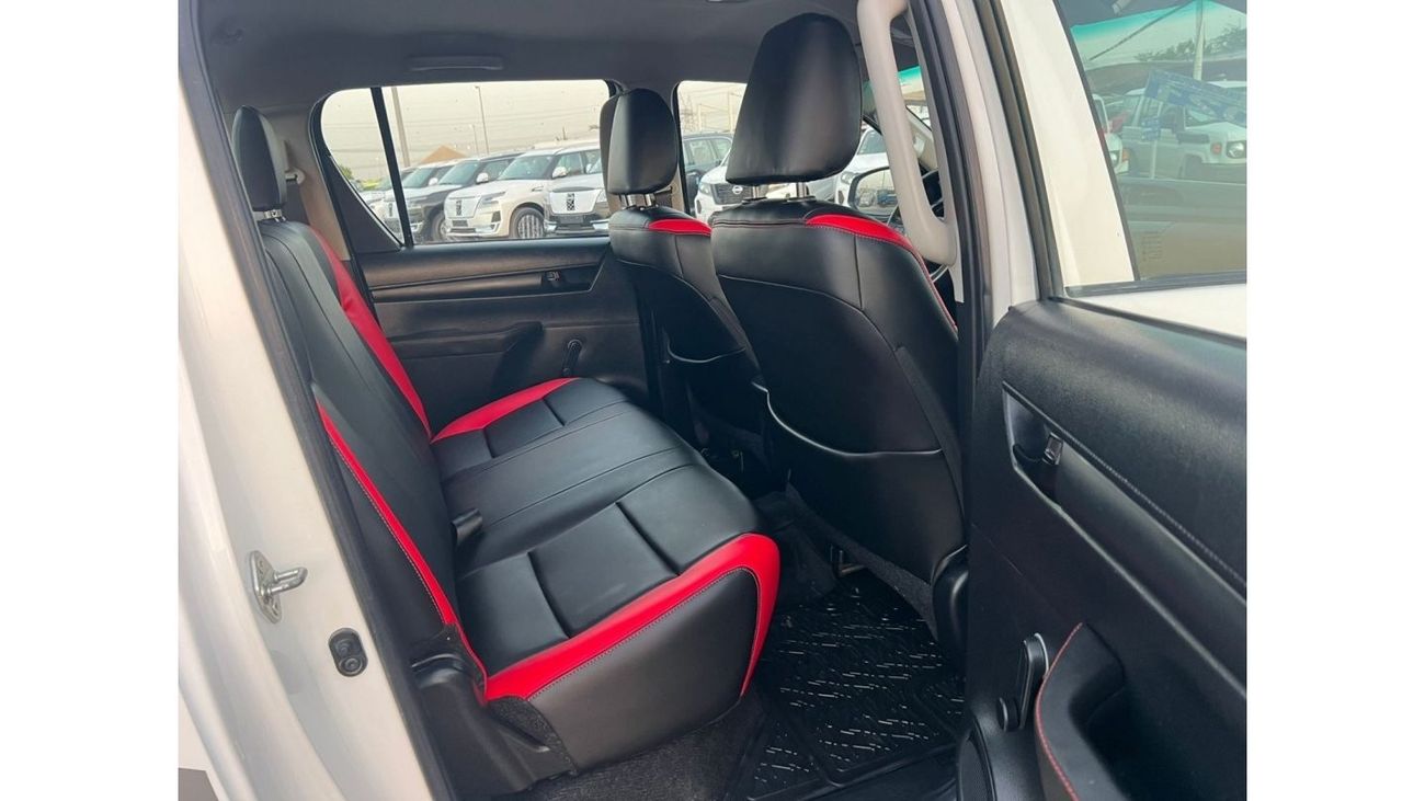 Toyota Hilux 2021 TOYOTA HILUX Adventure Option 2.7L  -  V4  GCC 4 Cylinder - 4 Wheel Drive 4X4 - LEATHER SEATS -