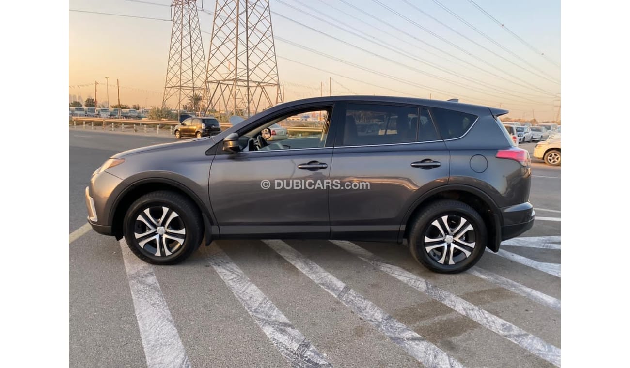 Toyota RAV4 2018 TOYOTA RAV 4 AWD LE MID OPTION