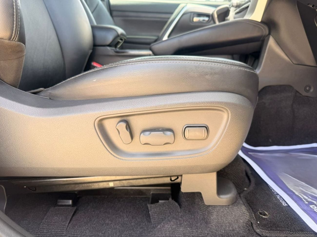 Mitsubishi Montero Sport 2024 | 2.4L DIESEL ENGINE | AT | RHD | 4WD | PUSH START ENGINE | ELECTRIC SEAT