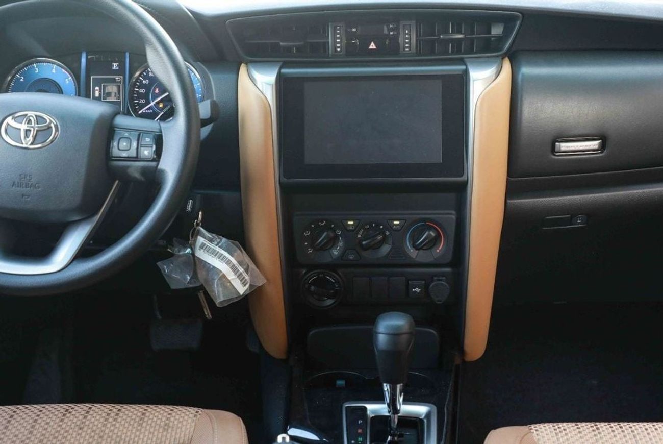 Toyota Fortuner 2024 TOYOTA FORTUNER 2.4 LOW - PLATINUM WHITE PEARL inside QUARTZ | Export Only