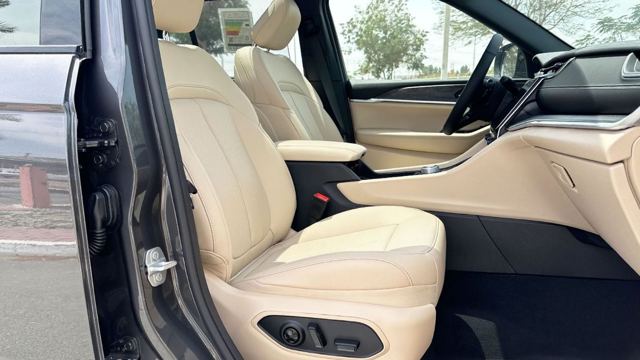 Jeep Grand Cherokee L Limited 3.6L Limited Plus 5 Seater 3 Years Official Dealer Warranty 3.6L 4WD GCC