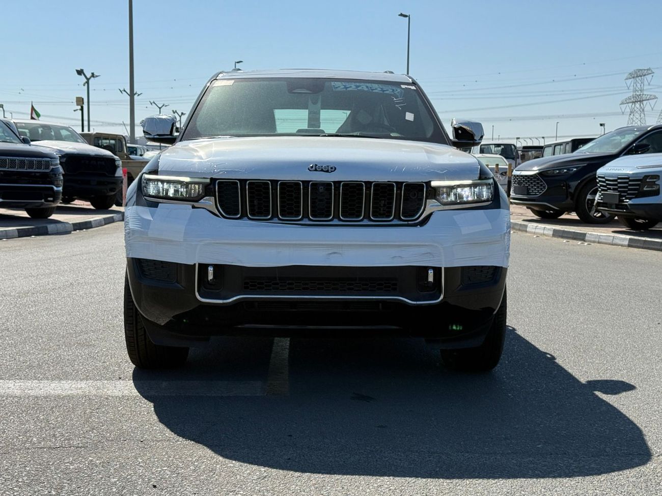 Jeep Grand Cherokee EXPORT PRICE - Grand Cherokee Overland 3.6L