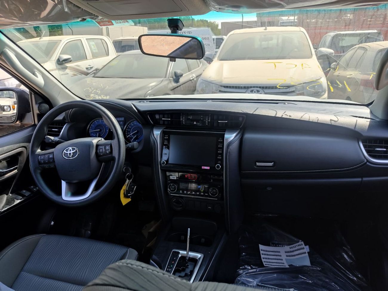 تويوتا فورتونر FORTUNER 2.7L PETROL V4 | AUTOMATIC | 0 KM | 03 YEARS WARRANTY