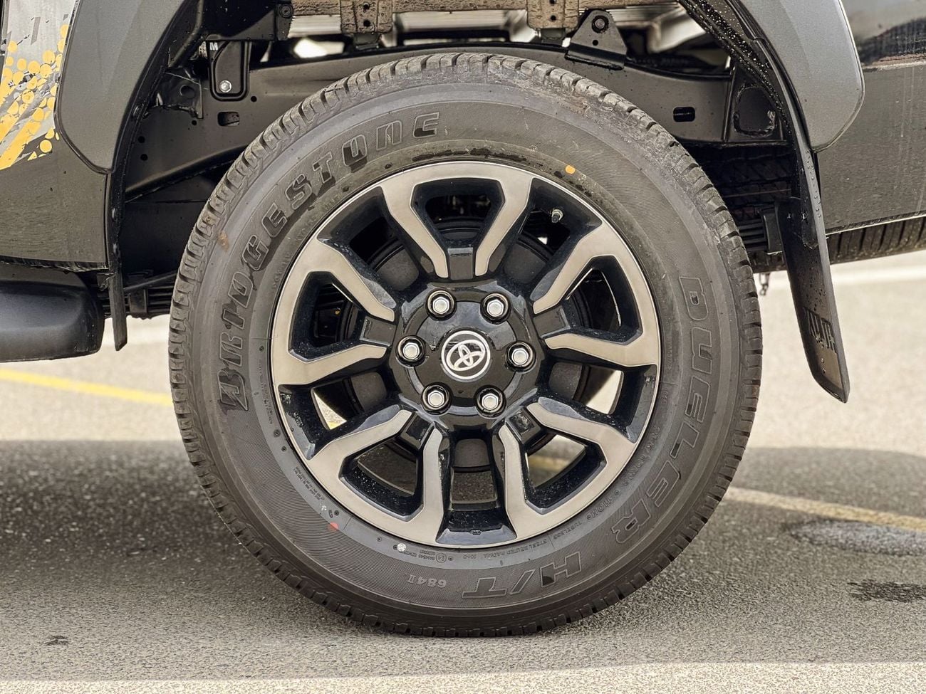 Toyota Hilux EXPORT ONLY - HILUX ADVENTURE 4.0L (WITH AIR COMPRESSOR)