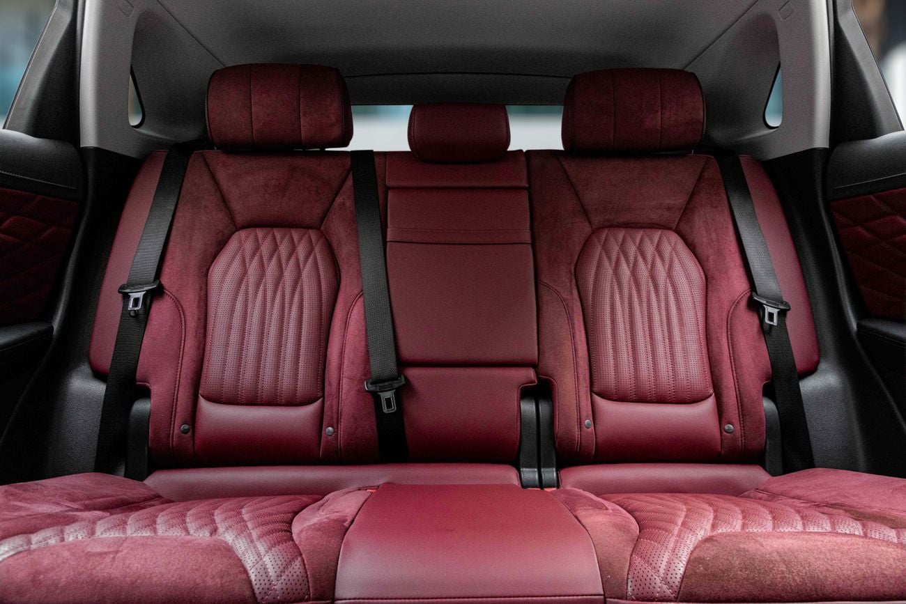 هونغشي HS5 HS5 DELUXE | 1,719 P.M | 0% Downpayment | Hongqi Warranty + Service Contract | DELUXE!