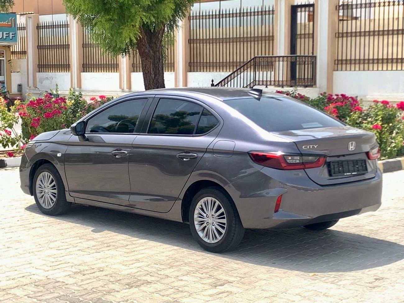 Honda City LX HONDA CITY 2021 (1.5 L) GCC SPACE